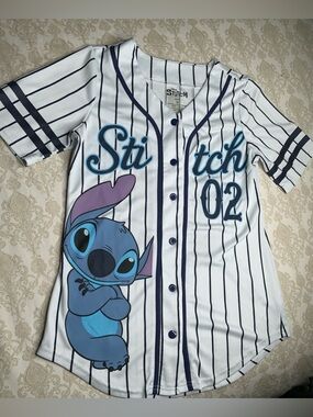 Disney Stitch Ohana Means Family Jersey Button Down Shirt Women’s Medium
